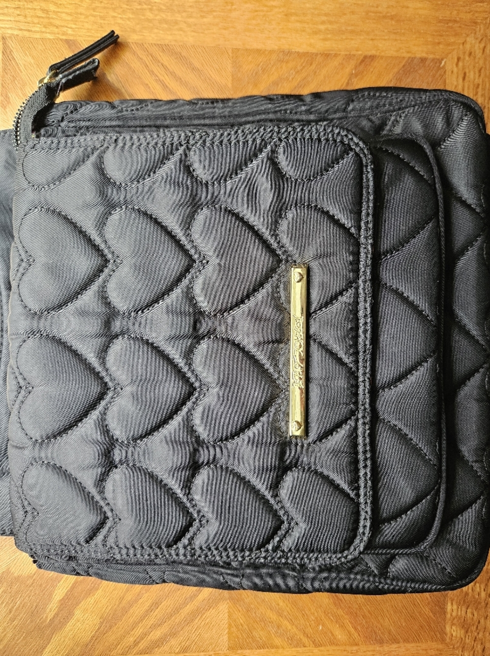 Betsey Johnson Quilted Heart Black Crossbody Shoulder Bag With Floral Interior